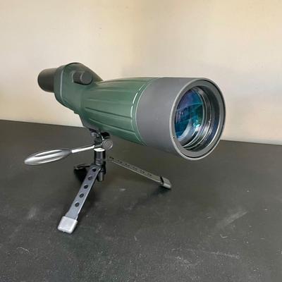 Bushnell Trophy Spotting Scope Green 20-60x65mm Tripod Hard Case Soft Case