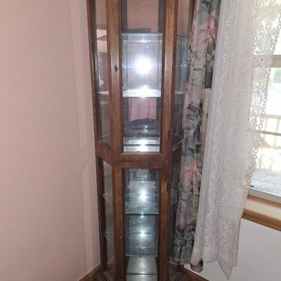 Corner Curio