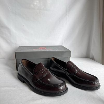 Clarks and Rockport New in Box Men’s Shoes - Sizes 9 1/2 and 10 (PC-DZ)