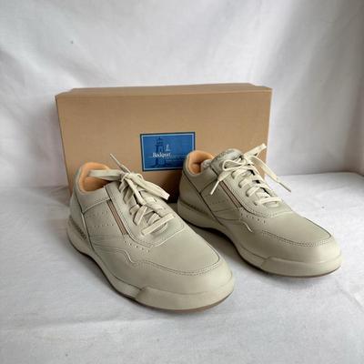 Clarks and Rockport New in Box Men’s Shoes - Sizes 9 1/2 and 10 (PC-DZ)