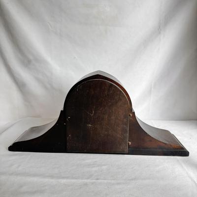 Gilbert Mantel Clock and Seth Thomas Clock (L-DZ)