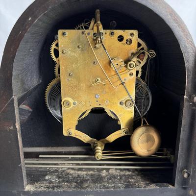 Gilbert Mantel Clock and Seth Thomas Clock (L-DZ)