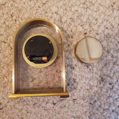 Gilbert Mantel Clock and Seth Thomas Clock (L-DZ)