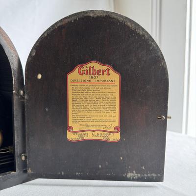 Gilbert Mantel Clock and Seth Thomas Clock (L-DZ)