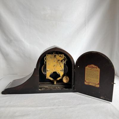 Gilbert Mantel Clock and Seth Thomas Clock (L-DZ)