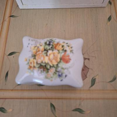 Trinket Holder