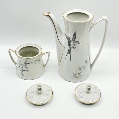 WALDAU ~ Bavaria ~ Fourteen (14) Piece Porcelain Tea Set