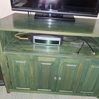 Green Entertainment Stand