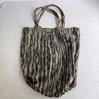 Assortment of Outdoor Bags (L-DZ)