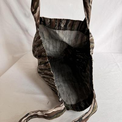 Assortment of Outdoor Bags (L-DZ)