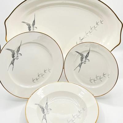 PORCELANAS ~ Pizarro ~ Thirty Nine (39) Assorted Pieces Of China