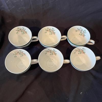 Cuthbertson Christmas Dishes (O-MG)