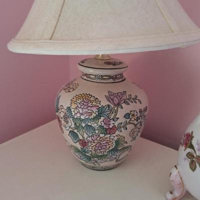 2 Lamps