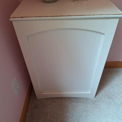 White Hamper