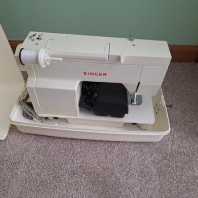 Singer Sewing Machine