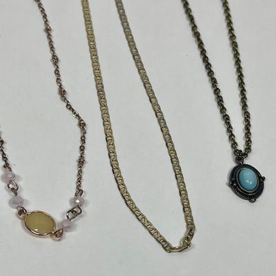 Jewelry Lot - 3 necklaces