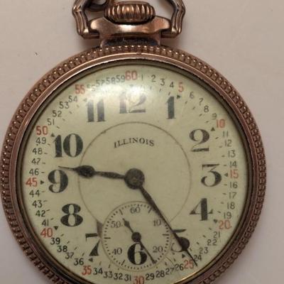 Illinois Pocket Watch With Chain
