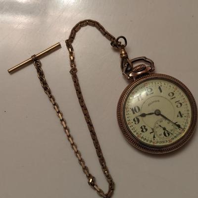 Illinois Pocket Watch With Chain