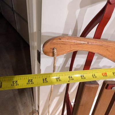 Metal/Wood Snow Sled