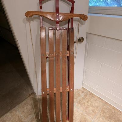 Metal/Wood Snow Sled