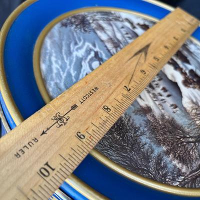 Currier & Ives tins