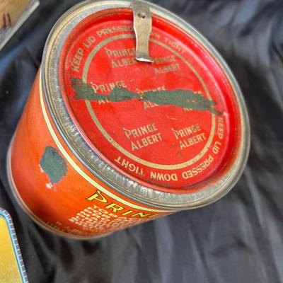 Vintage tins
