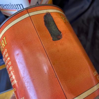 Vintage tins