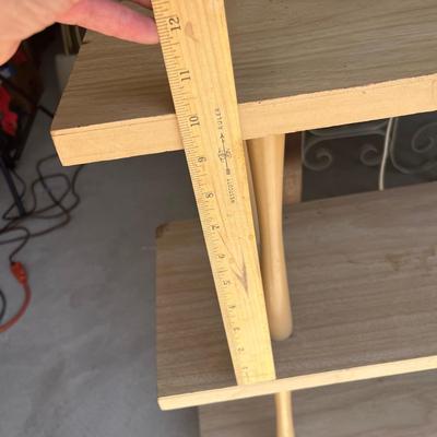 3 shelf table