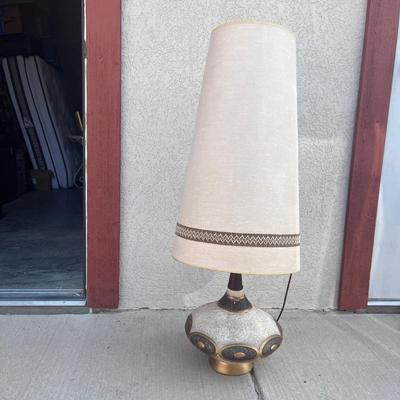 70s Great Cone shape shade lamp