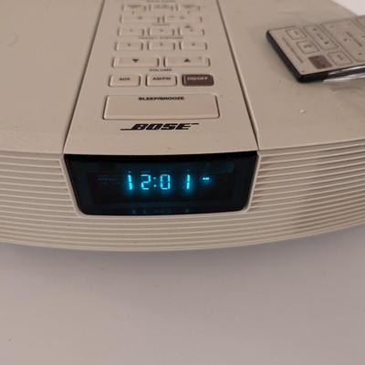 BOSE Radio With Remote
