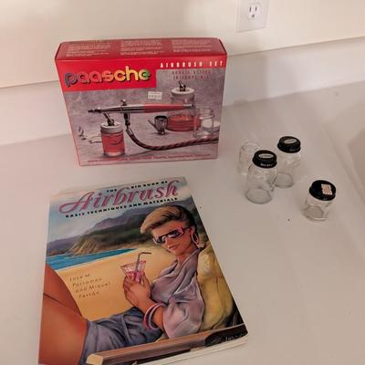 Paasche Airbrush Set
