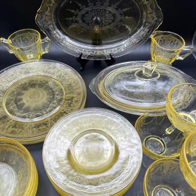 Anchor Hocking Uranium Yellow Cameo Ballerina Dinner Set