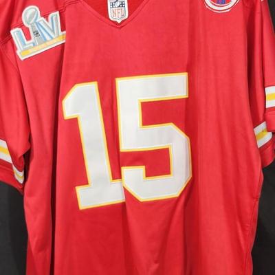 Patrick Mahomes #15 NFL Nike Superbowl LIV Kansas City Chiefs Red Bowl Jersey XL
