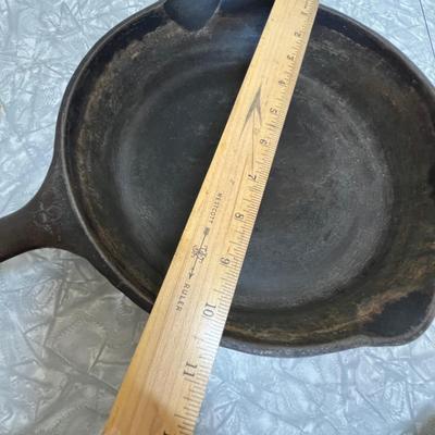 Wagner #8 Cast-iron skillet