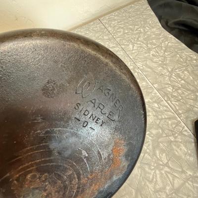 Wagner #8 Cast-iron skillet