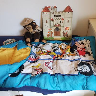 Children's Books and Toys (BD-KD)