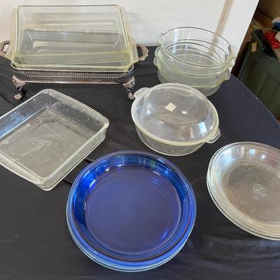 Lot of glass bake ware