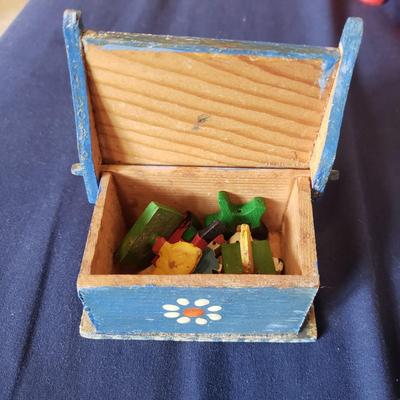 Wooden Toys-Lincoln Logs, Playskool Village, Nesting Apple and More (BD-KD)