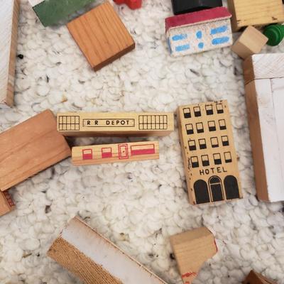 Wooden Toys-Lincoln Logs, Playskool Village, Nesting Apple and More (BD-KD)