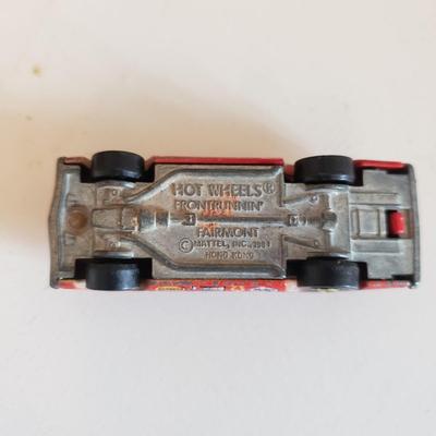Metal Matchbox, Hot Wheel Vehicles, Marbles and Jacks (BD-KD)