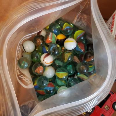 Metal Matchbox, Hot Wheel Vehicles, Marbles and Jacks (BD-KD)