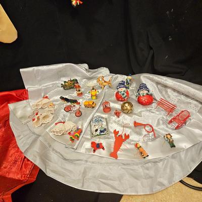 Christmas Decor Assortment (G-JS)