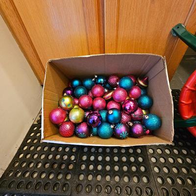Christmas Decor Assortment (G-JS)