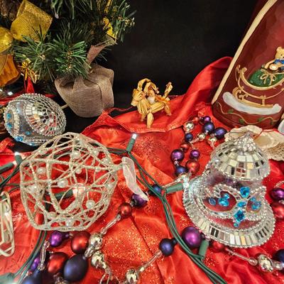 Christmas Decor Assortment (G-JS)