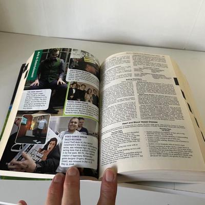 World & Farmers Almanacs & More (O-RG)
