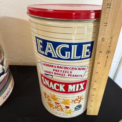 Lot of tins & jars