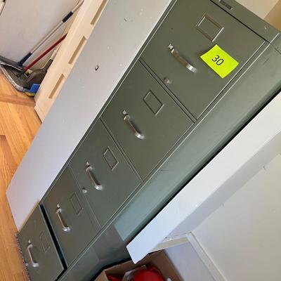 Vintage metal 4 drawer file cabinet
