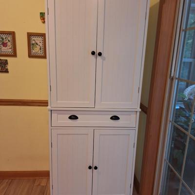White Cabinet