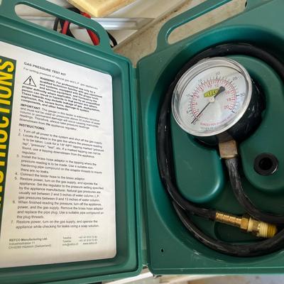 Stanley Plastic Toolbox & Tools (G-MG)