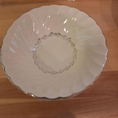 8 pc China Set